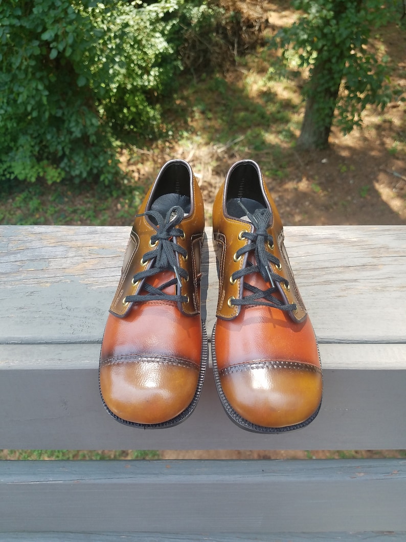 vintage kids oxfords 1960s Right Step lace up shoes new old stock 2M