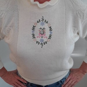 1980s sweater vintage 80s cream Bay Point Threads pullover