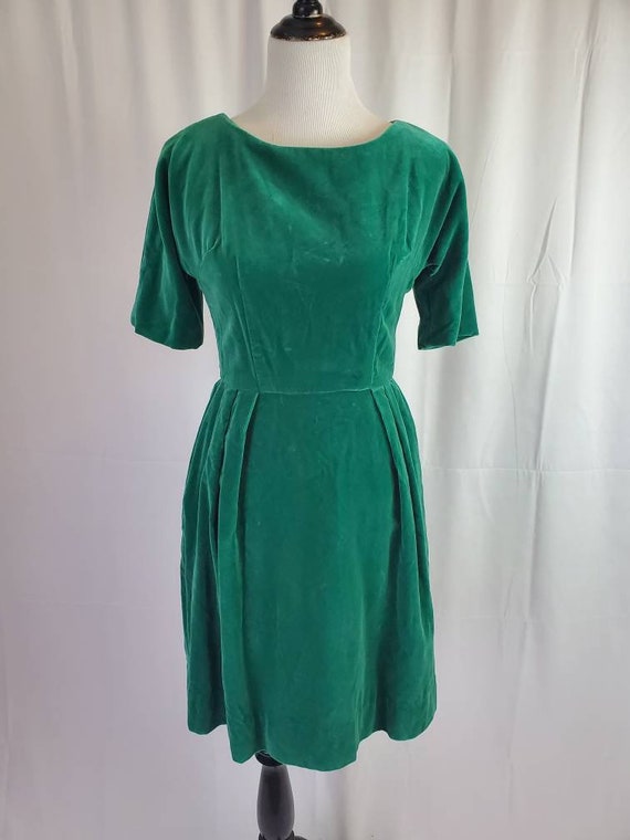 hunter green dress makeup Audrey Dress #3 Shirt Collar 3/4 Sleeve Midi Length Silk Velvet (Retro main image 0