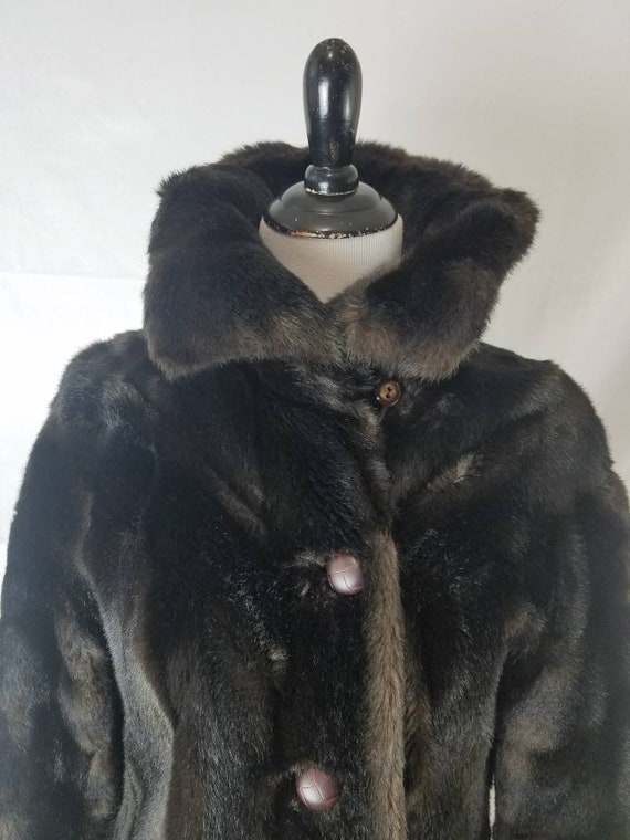 1960s coat Grandella vintage 60s brown faux fur j… - image 2