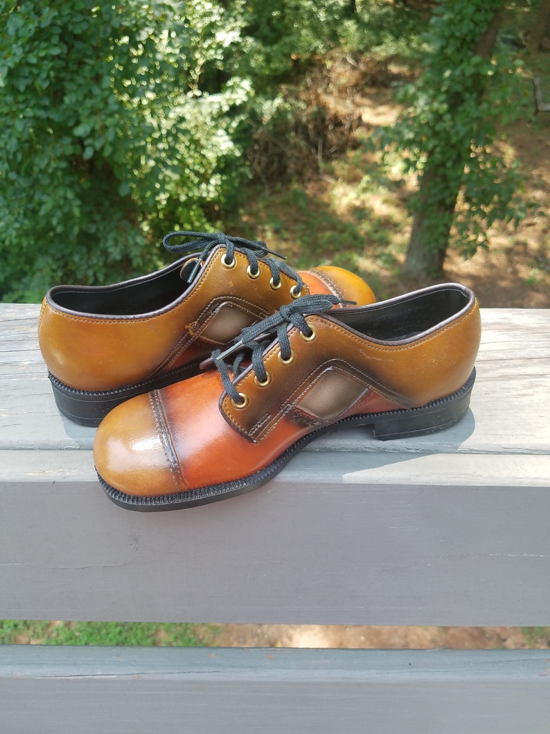 vintage kids oxfords 1960s Right Step lace up shoes new old stock 2M