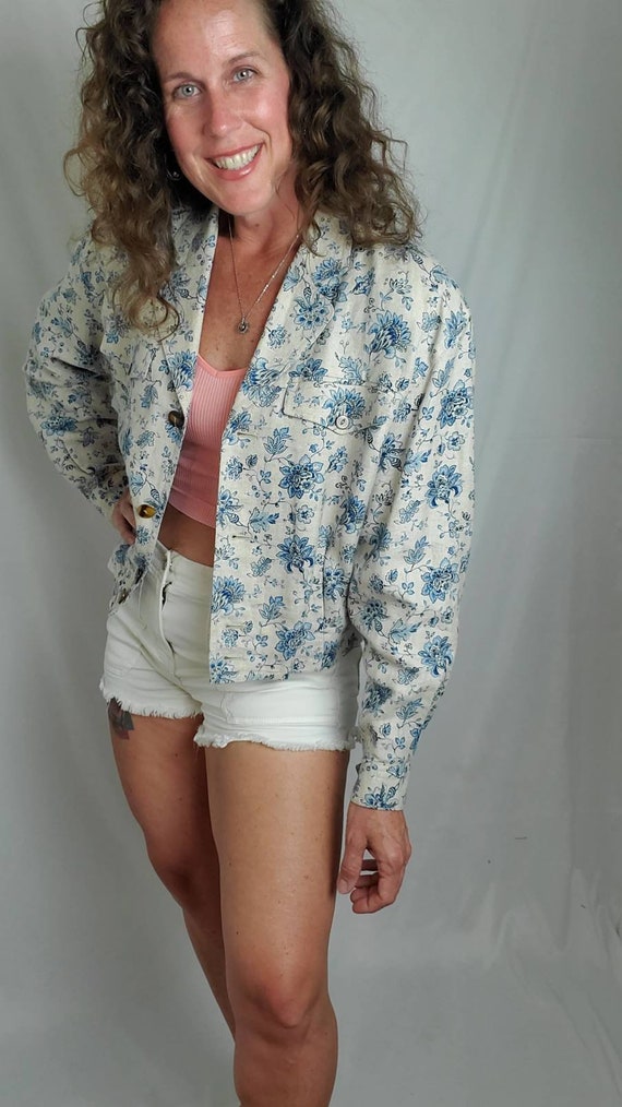 1990s jacket cropped vintage 90s floral Liz Claib… - image 2