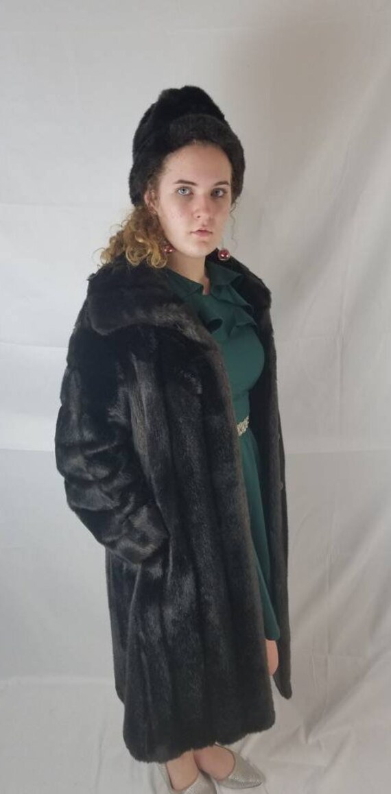 1960s coat Grandella vintage 60s brown faux fur j… - image 7