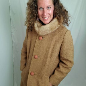 1960s coat Belk Simpson Co. vintage 60s boucle wool tan jacket