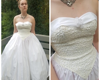 1980s dress princess vintage Mike Benet white strapless formal