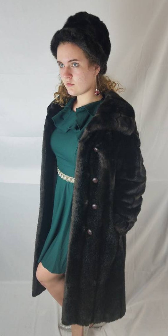 1960s coat Grandella vintage 60s brown faux fur j… - image 9