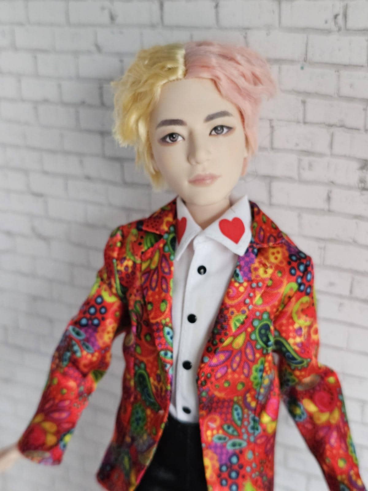 Mattel BTS V Idol Fashion Doll 11 Inch K-pop Figure IDOL Outfit