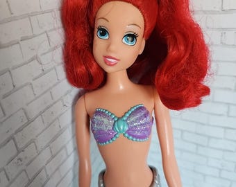 Mattel Disney 2005 Ariel Die kleine Meerjungfrau Modepuppe mit Schwanz C273