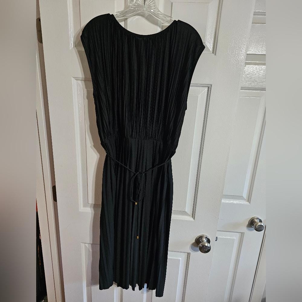 h and m black midi dress Hm Black Midi Dresses