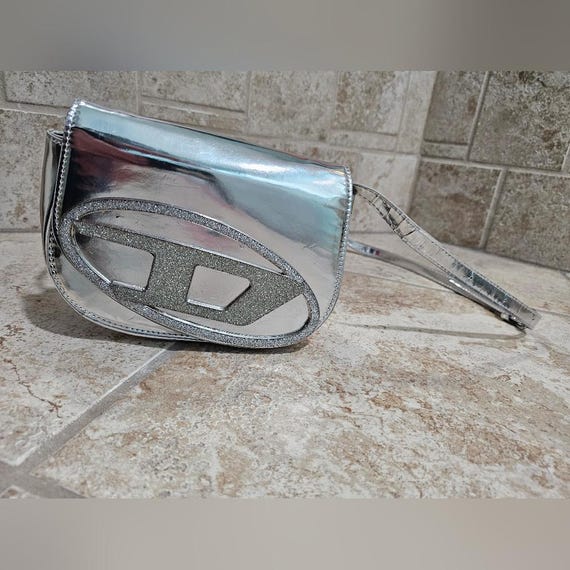Diesel Womens 1DR Shoulder Bag Silver Mirrored Metallic Iconic