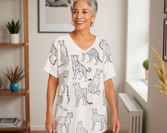 Blusa tipo túnica bohemia de gran tamaño con cuello en V y estampado de gato salvaje 1X de Anthropologie Jane + Delancey