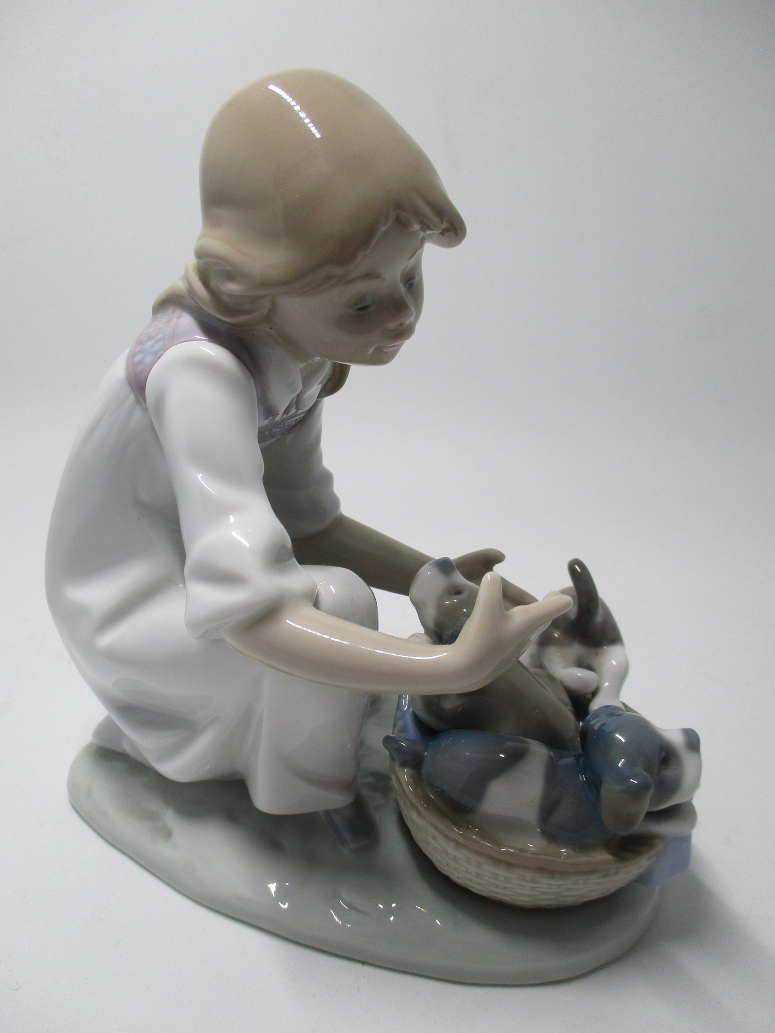 Lladro Joy in a Basket 198997 Sculptor Francisco Polope No Etsy.de