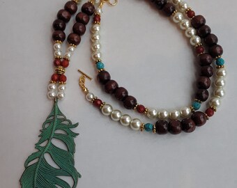 Beaded Necklace with Patina Feather-Sandy