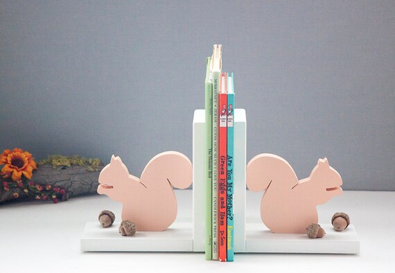 animal bookends nursery