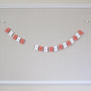 Pequeño "¡Feliz Aniversario!" Bunting, Regalo del primer aniversario, Decoración reutilizable