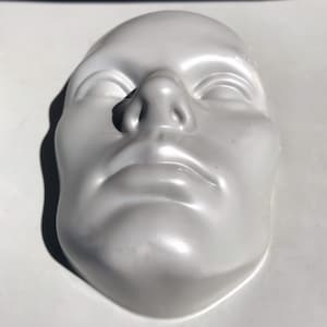 Face Mold 8" 1pc