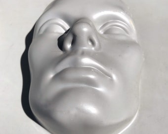 Face Mold 8" 1pc