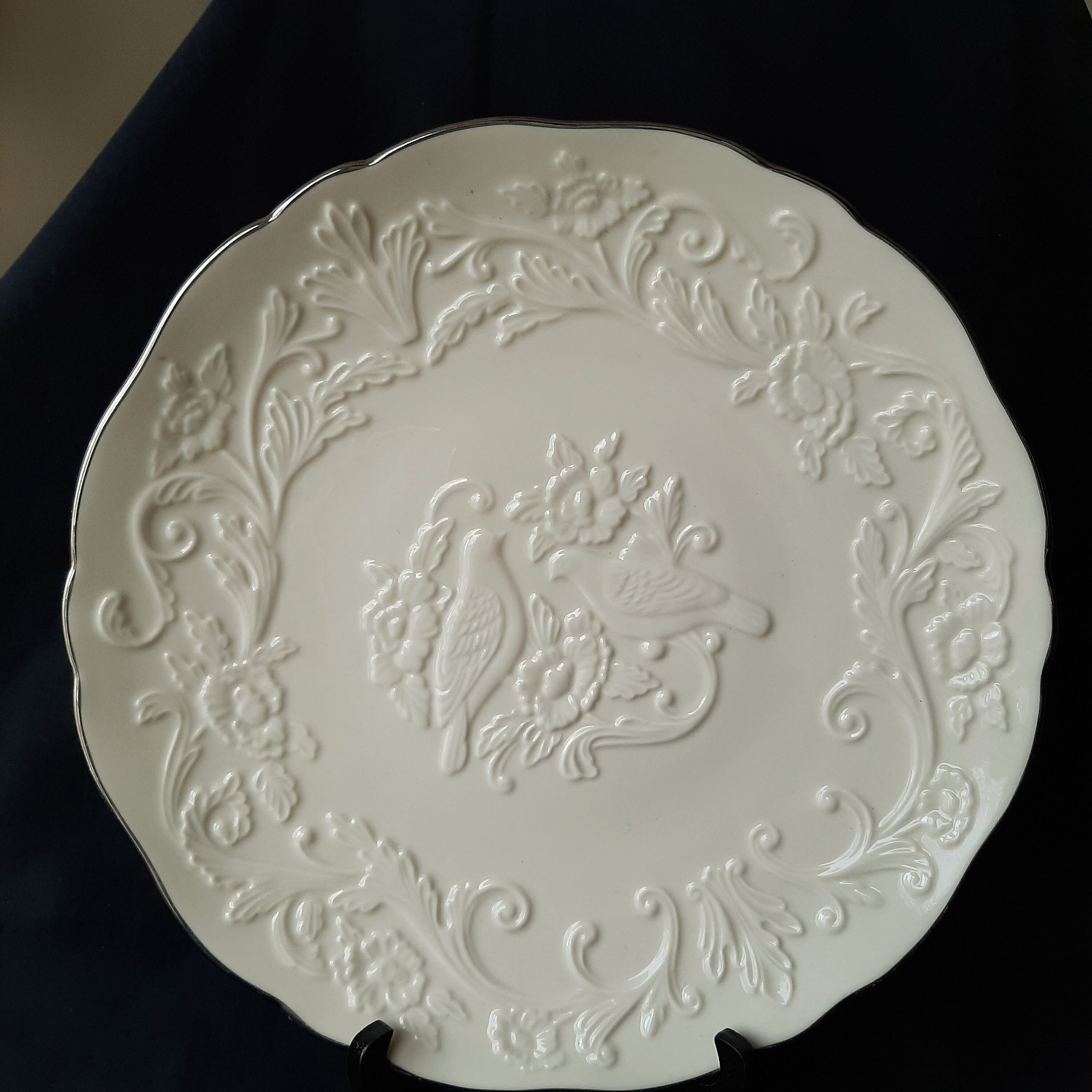 アメリカ製ヴィンテージ　LENOX　花文リムプレート USA【未使用】 Vintage Lenox Anniversary Lovebirds Plate With Platinum Border. - Etsy