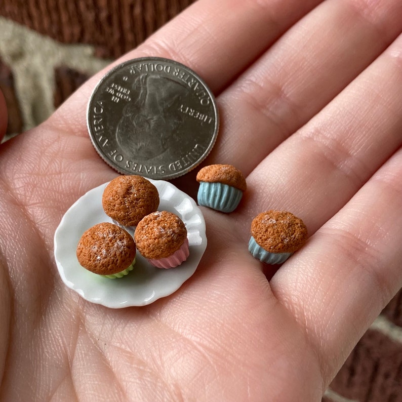 Miniature Pumpkin Spice Muffins, Dollhouse Muffins, 1:12 Scale Miniatures for Doll Breakfast, Doll Bakery, image 8