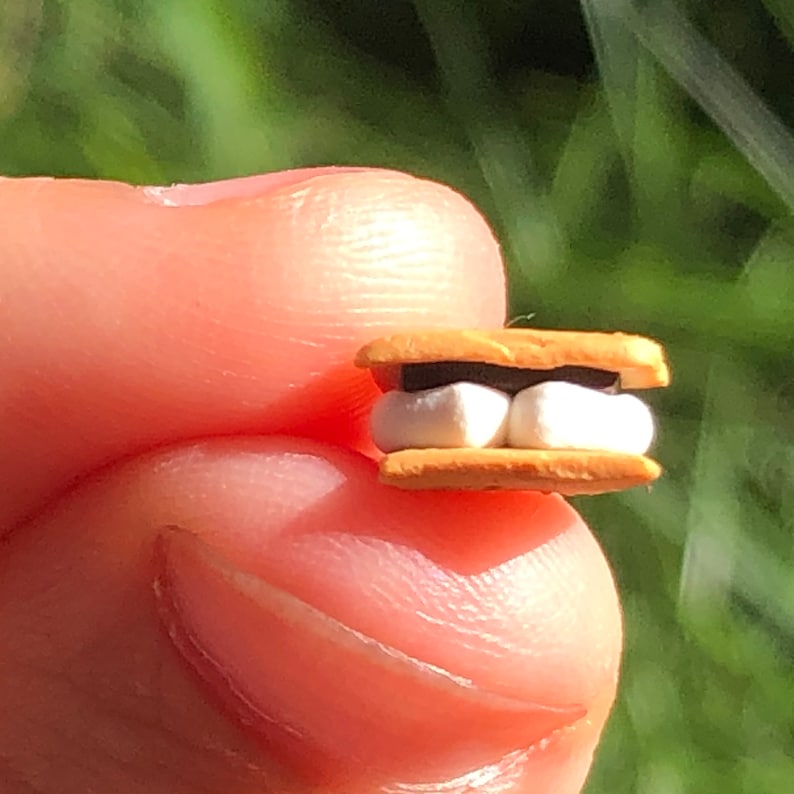 Dollhouse Miniature Smores 1:12 Camping Food, Fairy Garden Smores Sandwiches, Cute Tiny Smores Unique Miniatures, Campfire Food image 2