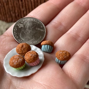 Miniature Pumpkin Spice Muffins, Dollhouse Muffins, 1:12 Scale Miniatures for Doll Breakfast, Doll Bakery, image 9