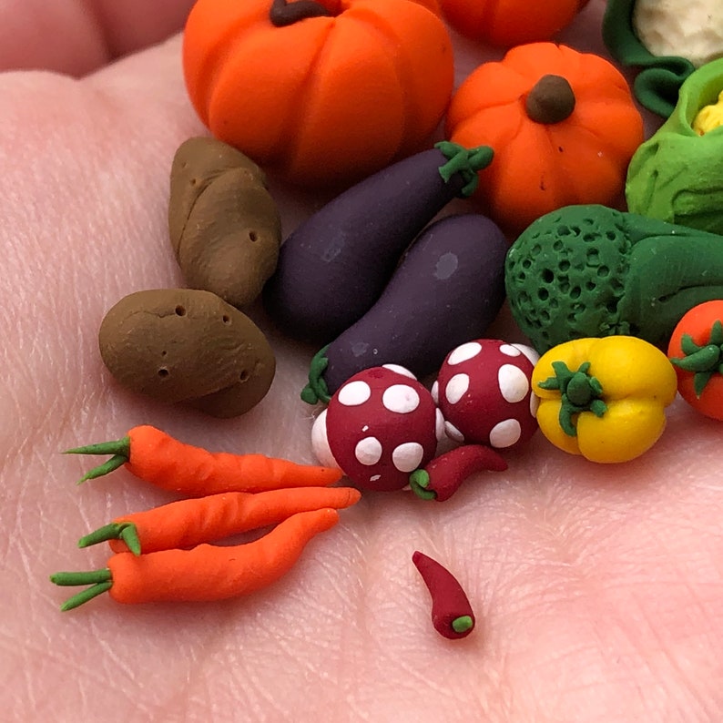 Set of Mixed Assortment of Veggies for Doll House or Fairy Garden Miniature Vegetable Variety Pack, Handmade Artisan 1:12 Scale Vegetables image 9