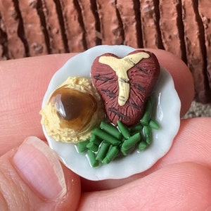 Doll House Steak Dinner, 1:12 Scale, Mashed Potatoes and Gravy, Green Beans, Mini Meals, Handmade Dollhouse Food, Full Meal,