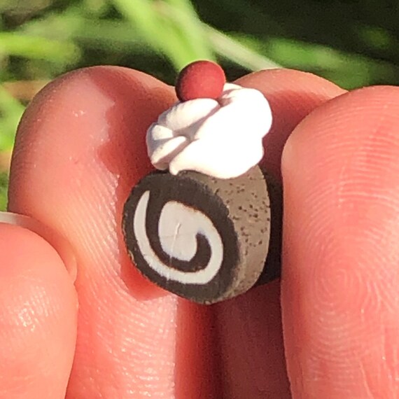 Dolls House Cake 4 x Miniature Chocolate Swiss Roll 1//12 scale handmade