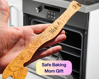 Oven Push/Pull, Mom Edition, Safe Bake Kitchen Utensil, Baking and Bakers Alike, Mom and Mother's Day Gifts, Giftful USA Made Eco-Friendly