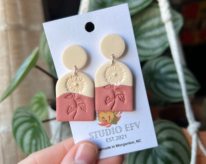 Handmade clay earrings, floral clay earrings, ombre earrings, light pink earrings