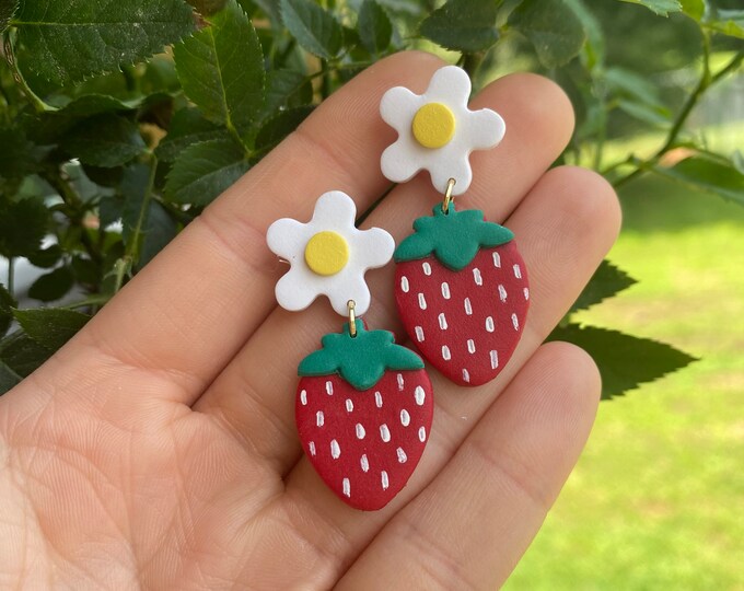 Polymer Clay Earrings, Handmade Earrings, Strawberry Clay Earrings, Strawberry Earrings