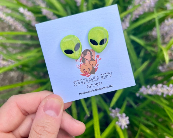 Alien Heads, Alien Earrings, Alien Studs, Alien Head Earrings, UFO Earrings