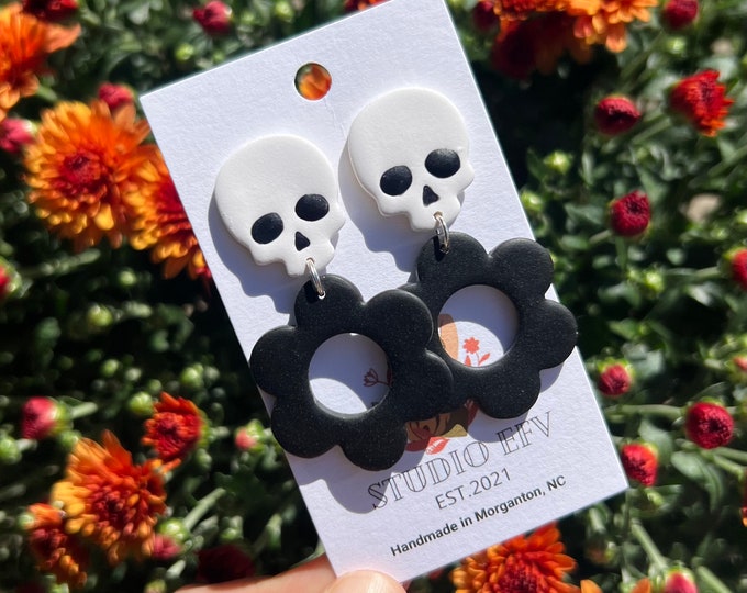 Skull Earrings, Skull Clay Earrings, Halloween Earrings, Fall Earrings, Skulls, Clay Earrings, Skull Flower Earrings,