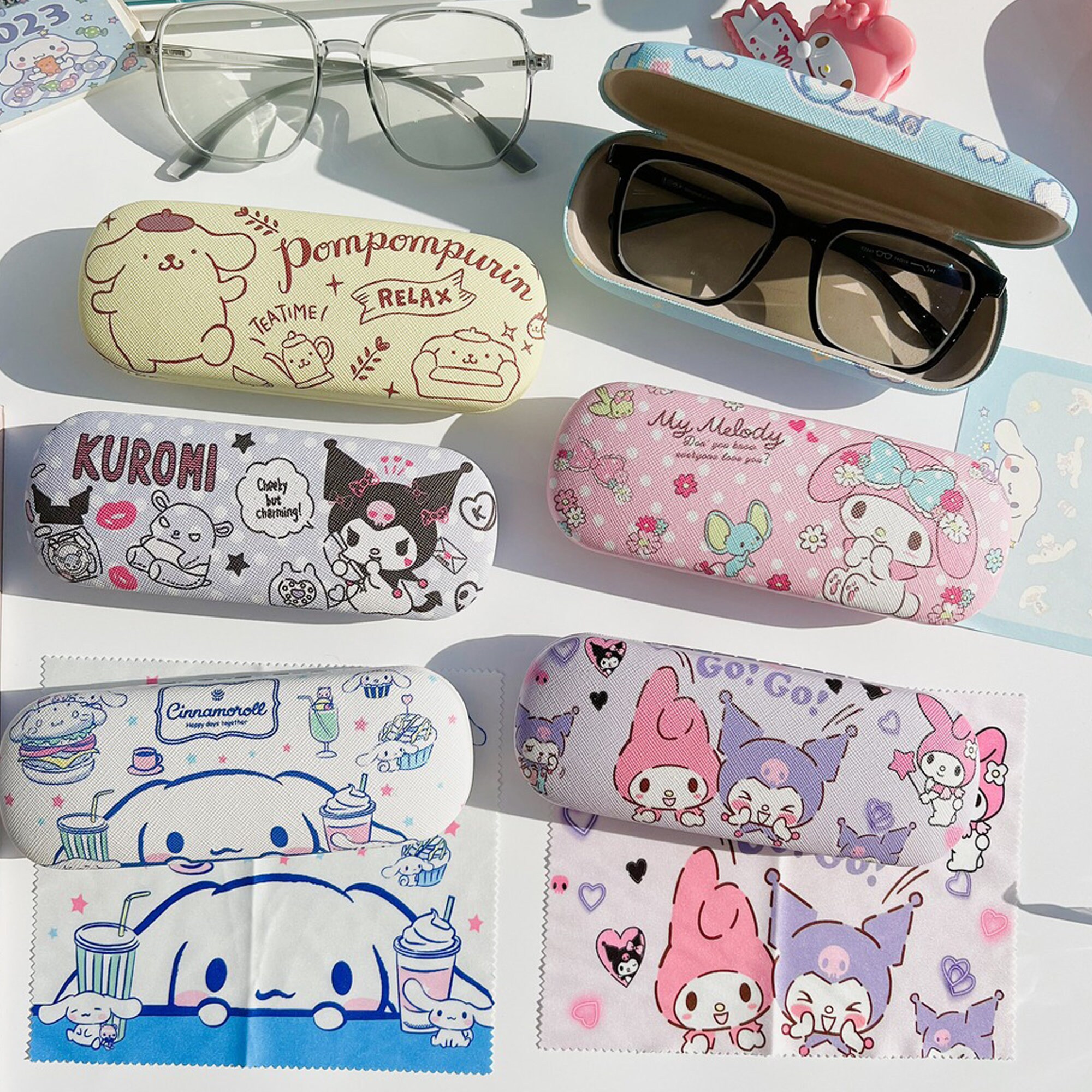 Manunclaims Cute Cartoon Glasses Case Eyeglasses Protector Container Reading Glasses Storage Box, Size: One size, Other