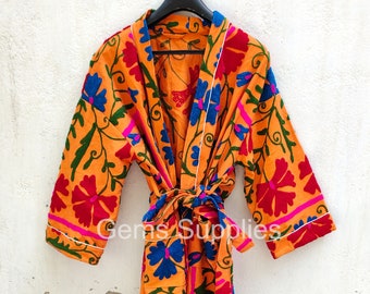 Chaqueta corta bordada a mano Suzani, chaqueta de invierno para mujer, regalo especial de Navidad, bata