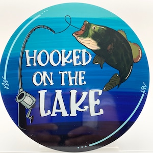 Round Hooked on the lake Wreath Sign, Signs for Wreaths, Wreath Enhancement