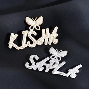 Colar com placa de identificação de borboleta personalizada, joias e acessórios femininos, letras personalizadas, joias de diamante CZ, presente para ela, presente para aniversariante