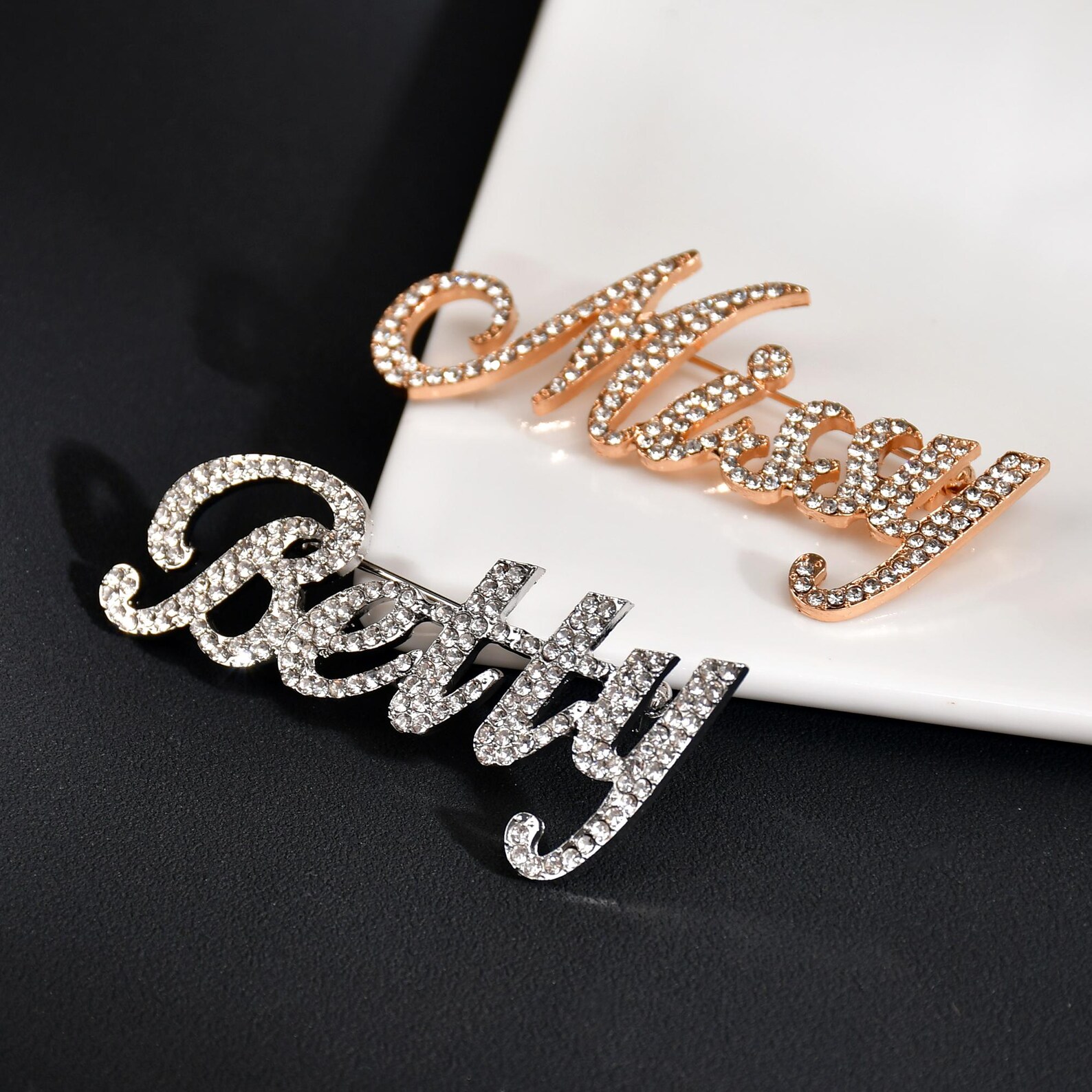 Perosnalised Name Brooch Pins, Script Font Upcase&lowercase Letters ...