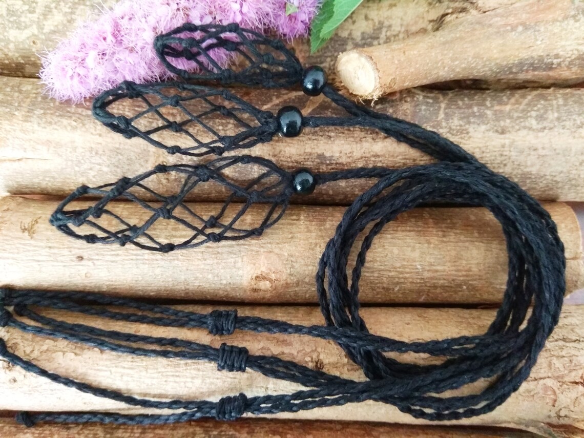 stone pendant holder