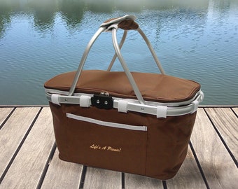 Cesta plegable para picnic al aire libre, ligera, con 28 latas, resistente al agua, con interior aislado y marco de aluminio, con nombre bordado personalizado en marrón