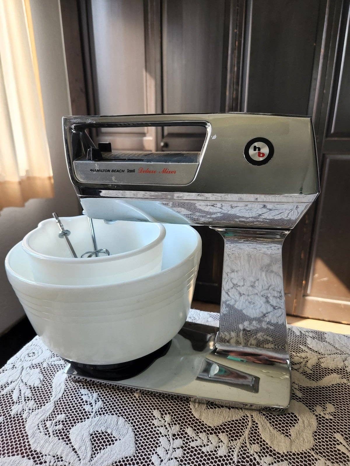 Hamilton Beach Scovill Chrome Deluxe Mixer W Pyrex Bowls Etsy