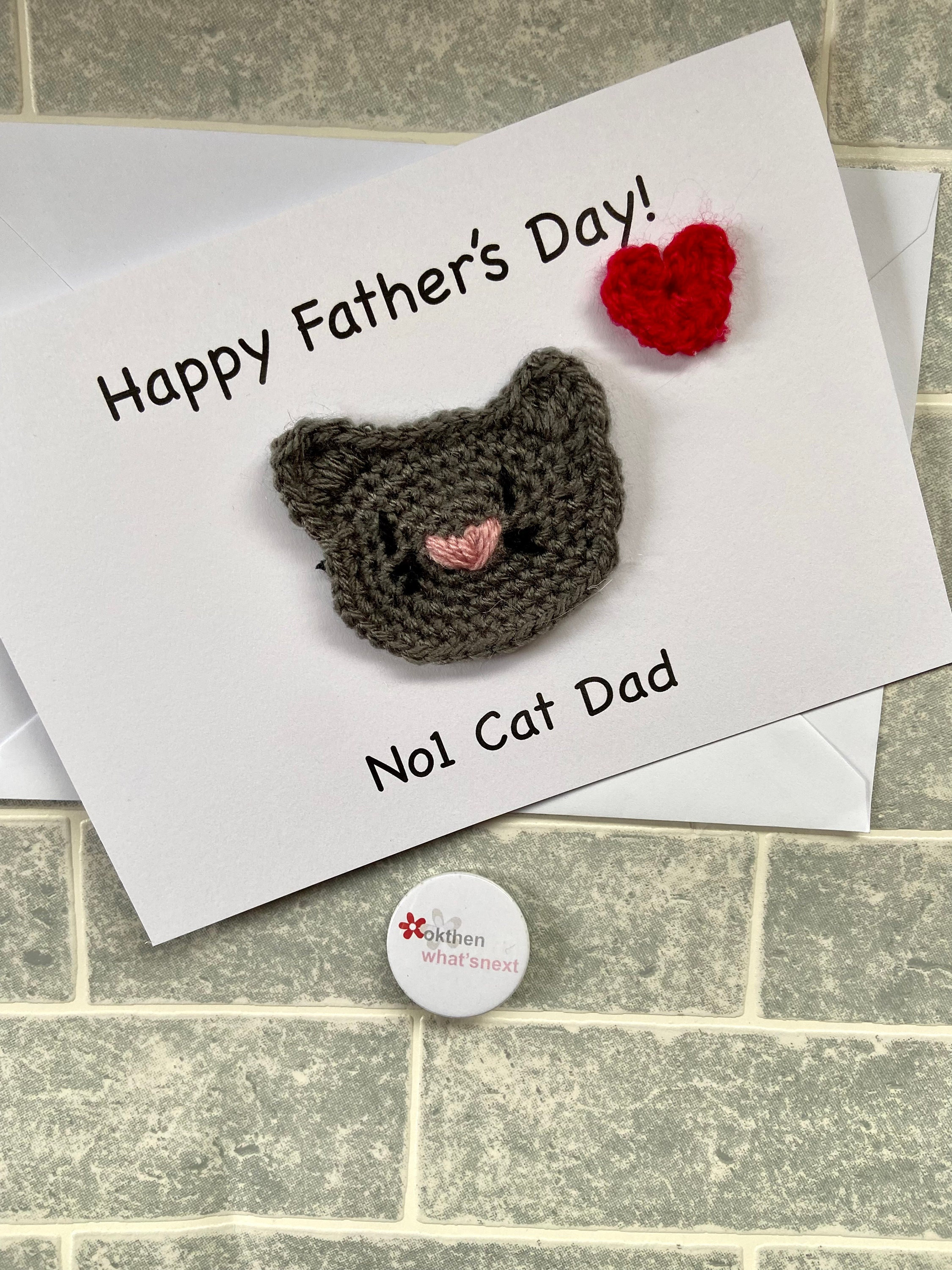 Feliz Día del Padre, Papá Gato N.° 1, Tarjeta de felicitación del Gato, Tarjeta de Bebé Peludo, Hecha a mano, Crochet, Personalizada Disponible