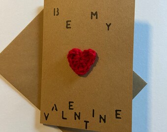 Be My Valentine Greetings Card con corazón rojo de ganchillo, hecho a mano, ganchillo, tarjeta del día de San Valentín