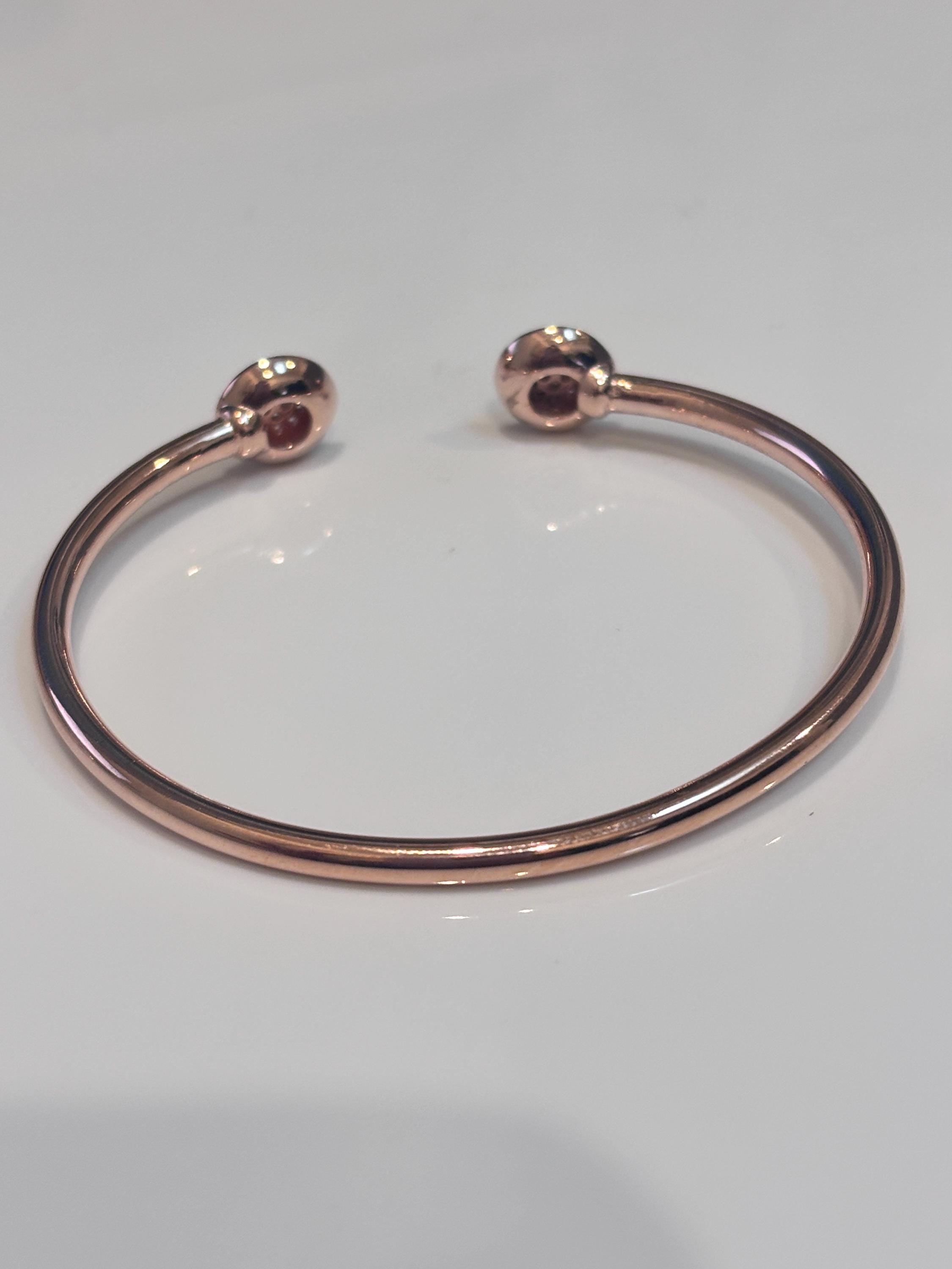 正規品 PANDORA シグネチャー ローズゴールド CZ オープンバングル