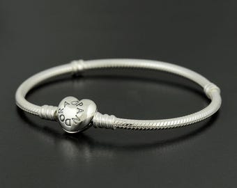 【未使用級】パンドラ スネークチェーン ブレスレット バングル シルバー ハート 未使用級】パンドラ スネークチェーン ブレスレット バングル