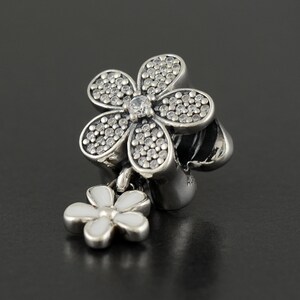 Genuine PANDORA Dazzling Daisy Duo Cz Charm 792098CZ Sterling Silver Cz Brand New RETIRED Comes with PANDORA Gift Pouch Fast Postage
