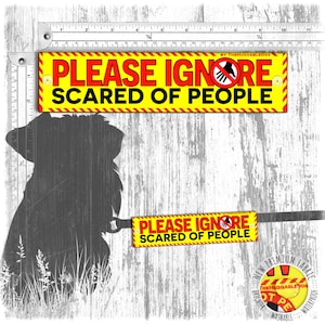 Please IGNORE, do not pet, scared of people. Warning leash sleeves for anxious, shy or nervous dogs.