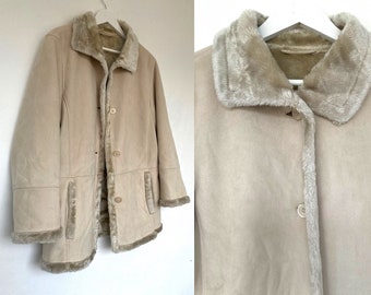 Vintage white faux sheepskin jacket, vegan cream shearling coat size M
