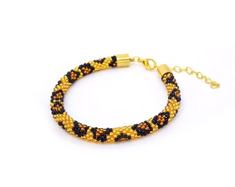 Leopard crochet bracelet, cheetah animal print beadwork ethnic jewelry