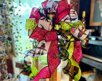 The Hela Pink Black & Green Halloween Bow, bow for wreaths, lantern bow, mailbox bow, witch bow, vibrant bow, fall bow